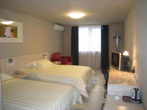 锦江之星武汉江滩步行街店(原武汉江汉路步行