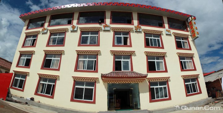 2014去阿坝旅游住哪里好,阿坝旅游住宿酒店预