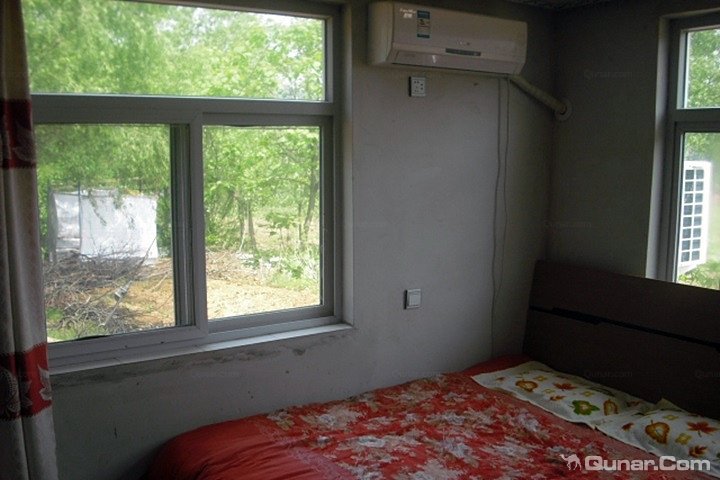 【冰峪沟】仅88元,网络售价138元大连冰峪沟洪葛农家院标准间1晚住宿