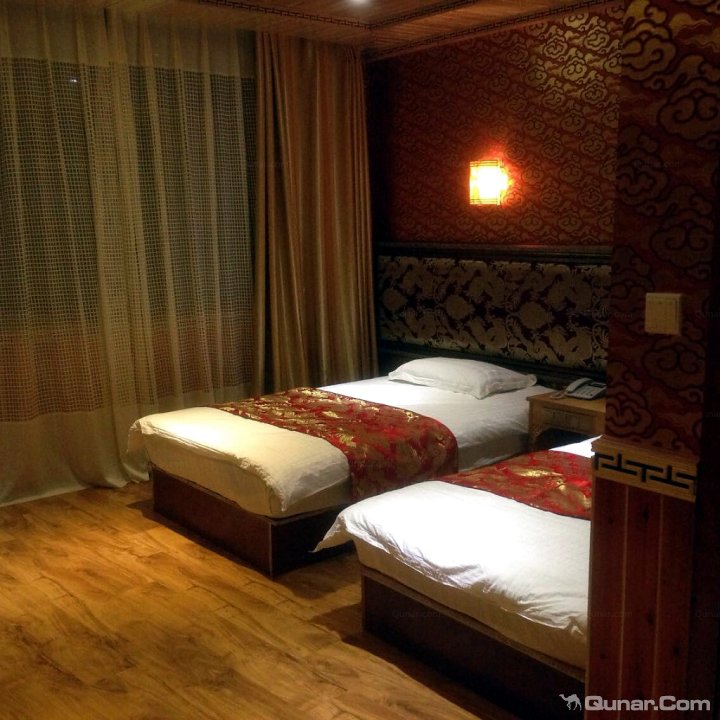 2015去甘南旅游住哪里好,甘南旅游住宿酒店预