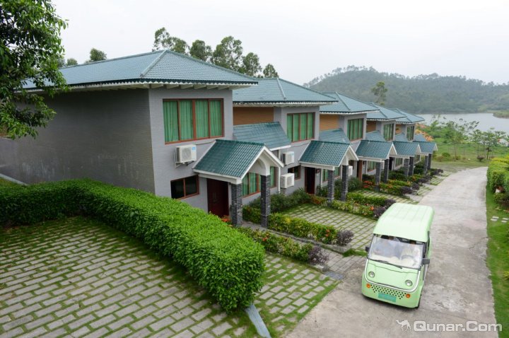 阳江阳西咸水矿温泉旅游度假山庄