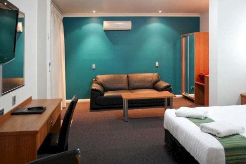 布罗肯山宜必思(Ibis Styles Broken Hill)