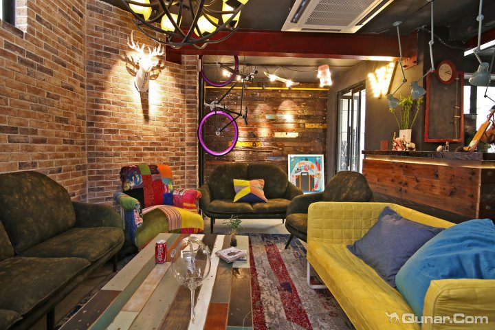 2015前台姐姐和保洁阿姨也超级nice_上海窝家