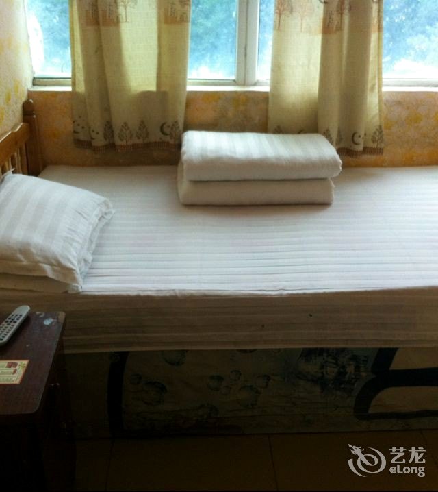 八方连锁酒店(原万绿商务宾馆店)