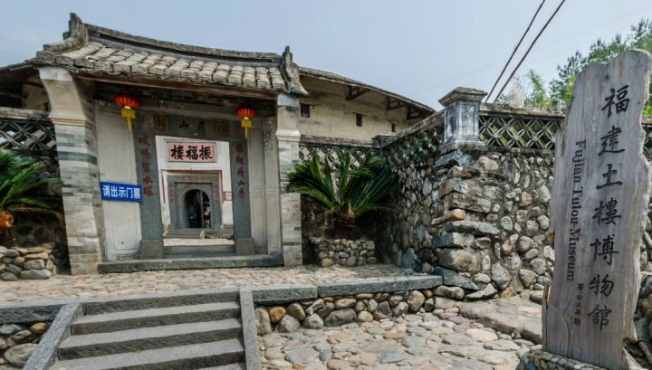 天龙旅馆(沿河西路店)