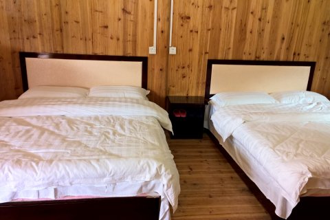 铜仁江口梵净山鲜鱼土鸡馆住宿_铜仁江口梵净