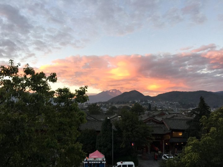 红源旅馆(祥和路店)