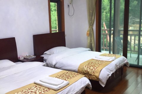 退休后他们去做志愿者开云体育- 开云体育官方网站- 开云体育APP 最新2025