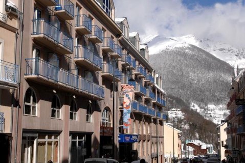 [科特雷][阿拉丁温泉酒店(Htel-Résidence Baln