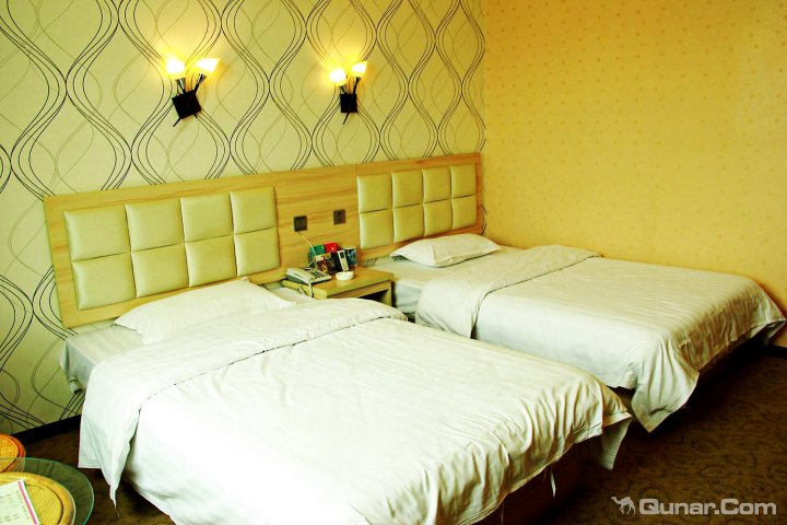 方城县 >> 酒店  标签: 宾馆快捷酒店 南阳金佰利快捷酒店共多少人