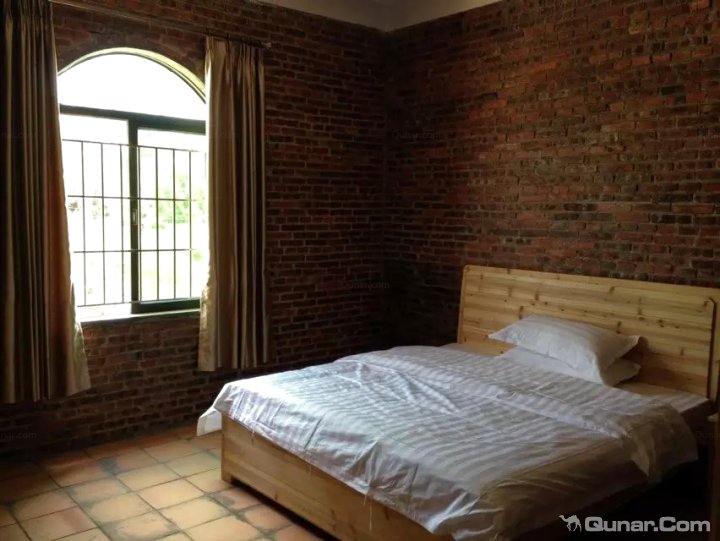 台山浪琴公馆 台山市北陡镇浪琴湾那琴半岛地质公园对面 暂无报价