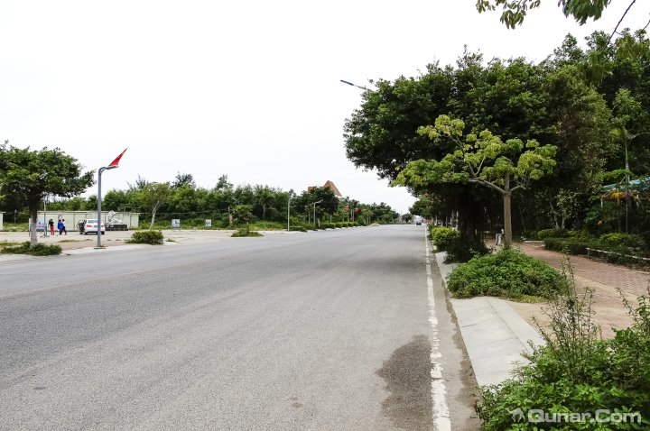 怎么去,怎么走):  广西壮族自治区北海市银海区聆海客栈(银滩中路东)