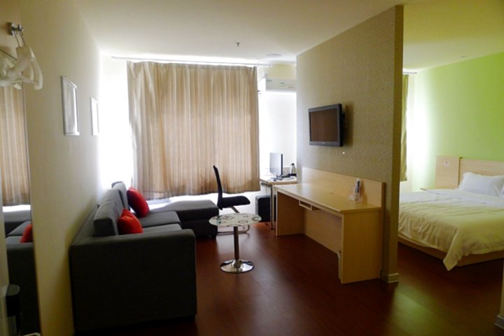 山东省德州市乐陵市振兴西路106号1-4层(金鑫宾馆西侧)  乐陵便宜泳 