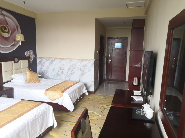 评论数:7总体评分(叶城玉都大酒店(叶城五洲医院南)怎么样)4环境:服务